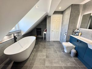 Photo 17- click for photo gallery